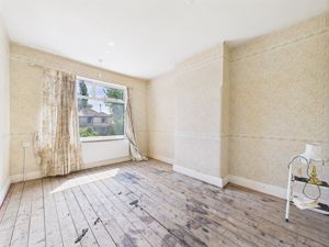 Photo 11- click for photo gallery